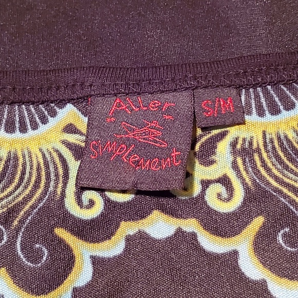 Stunning Body Con Dress! - Picture 10 of 11